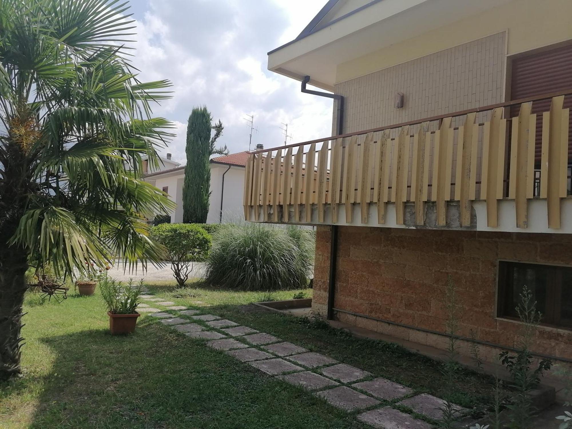 B&B Villaggio Sole Sulmona Exterior foto