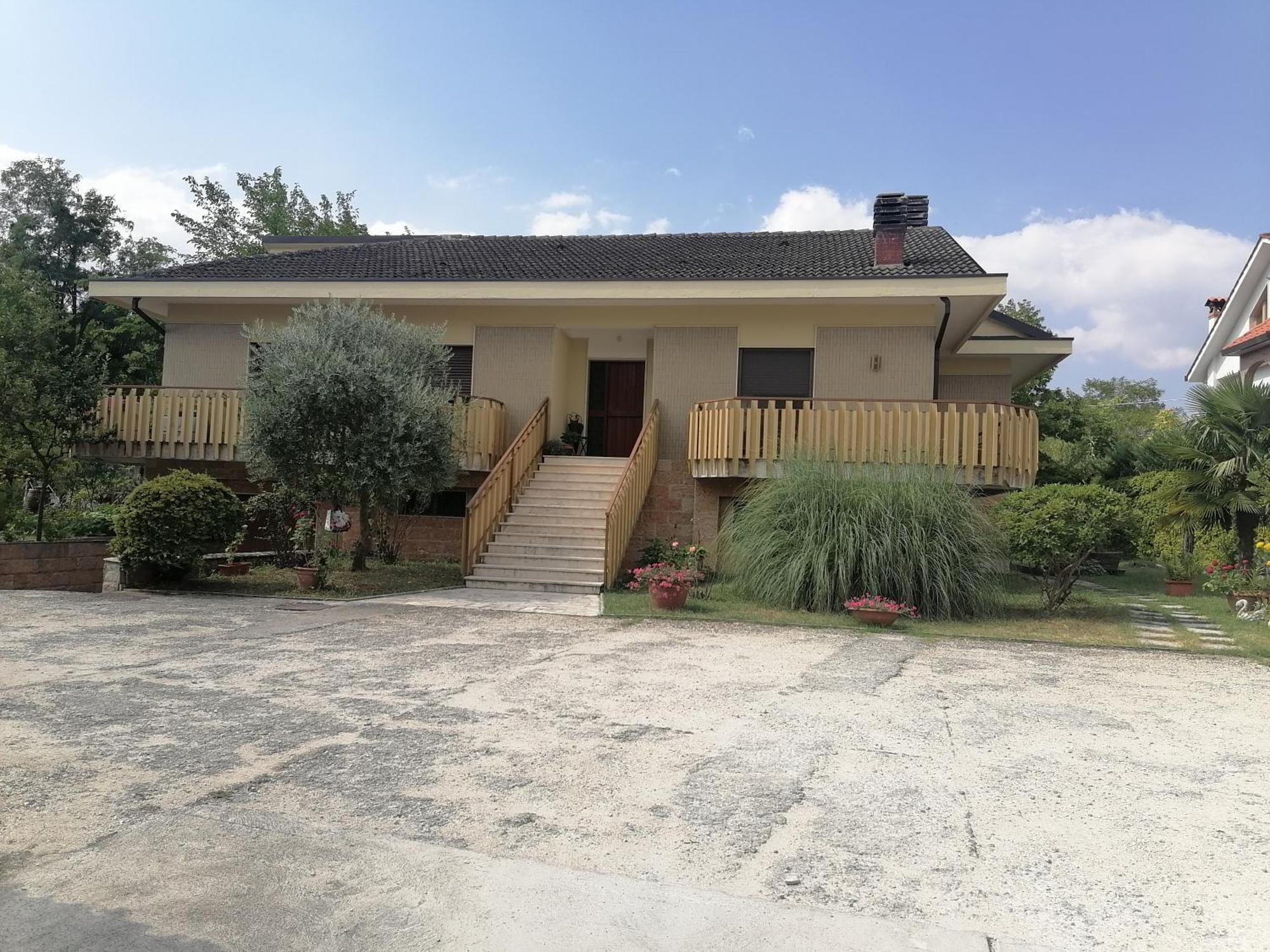 B&B Villaggio Sole Sulmona Exterior foto